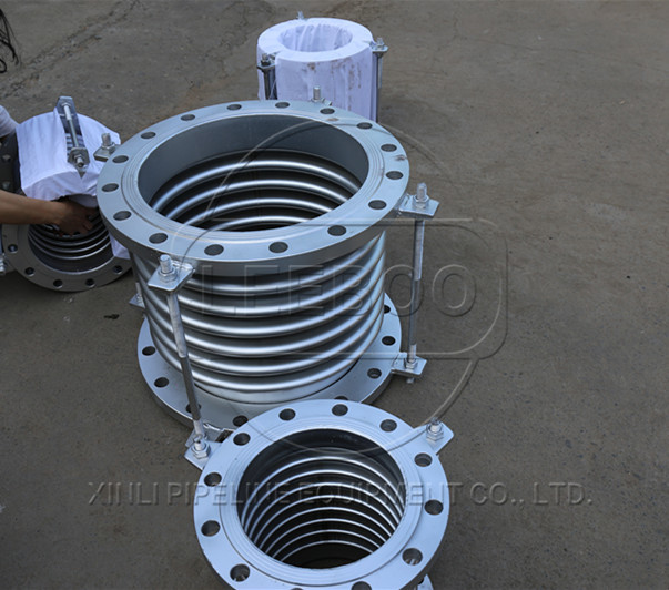 非金屬<a href=http://www.tjhrq.com target=_blank class=infotextkey>補償器</a>的位移知識