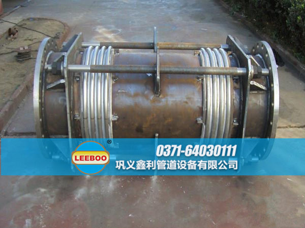 未噴漆的大拉桿橫向波紋<a href=http://www.tjhrq.com target=_blank class=infotextkey>補(bǔ)償器</a>