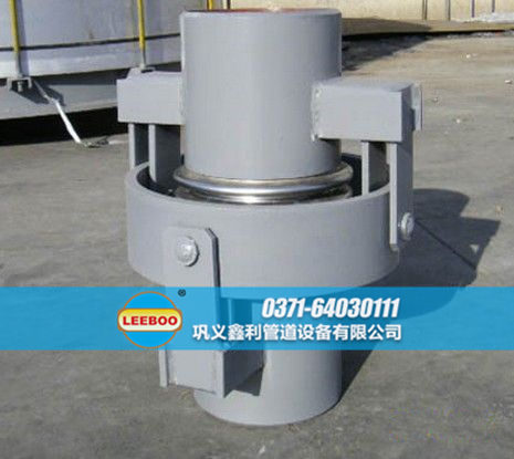 萬(wàn)向鉸鏈套筒<a href=http://www.tjhrq.com target=_blank class=infotextkey>補(bǔ)償器</a>