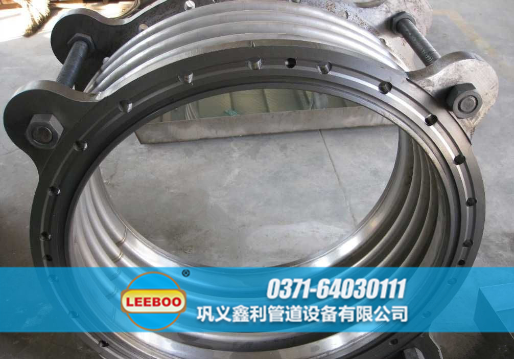 不銹鋼波紋管<a href=http://www.tjhrq.com target=_blank class=infotextkey>補(bǔ)償器</a>圖片